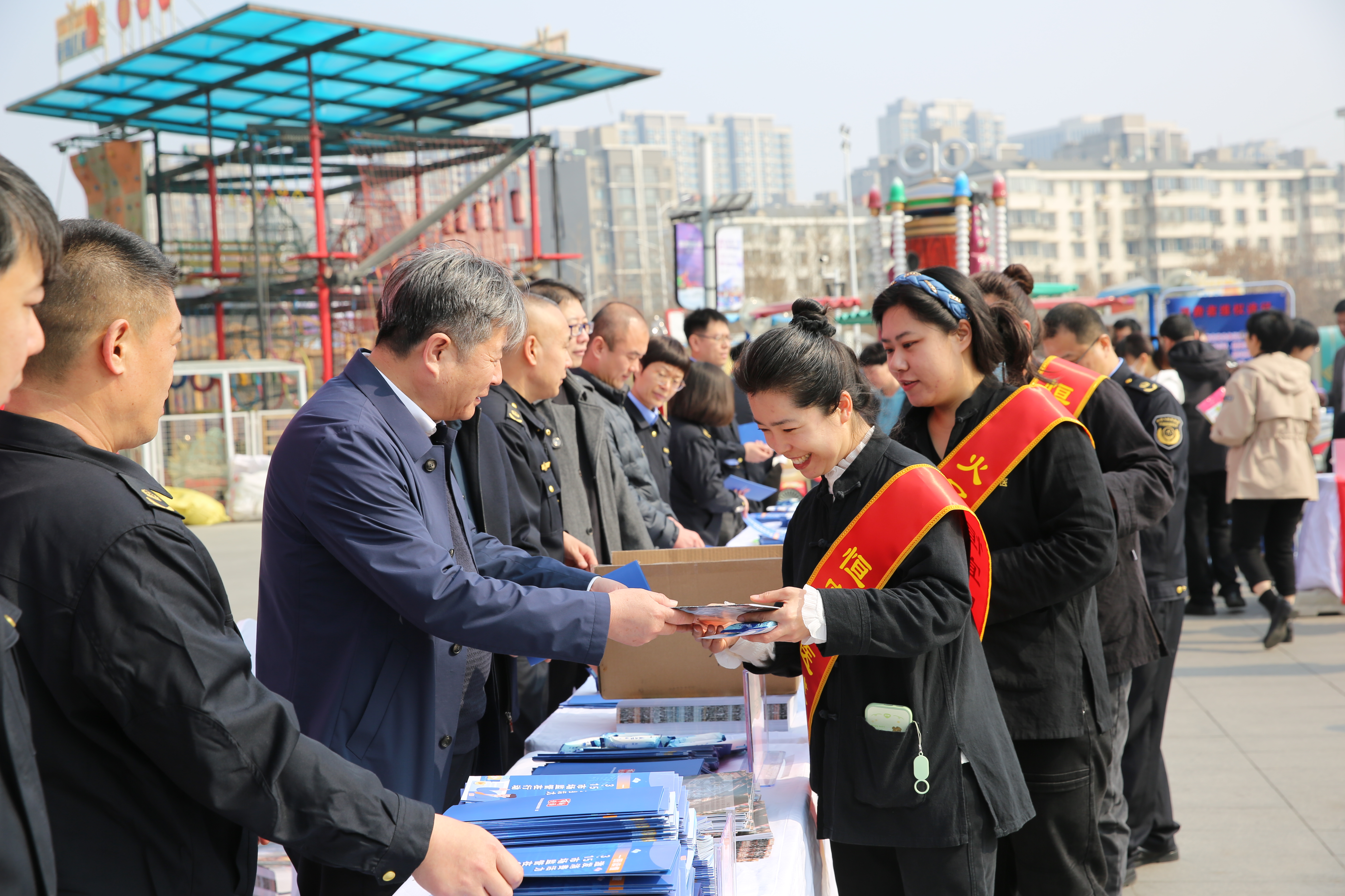 书记2.JPG