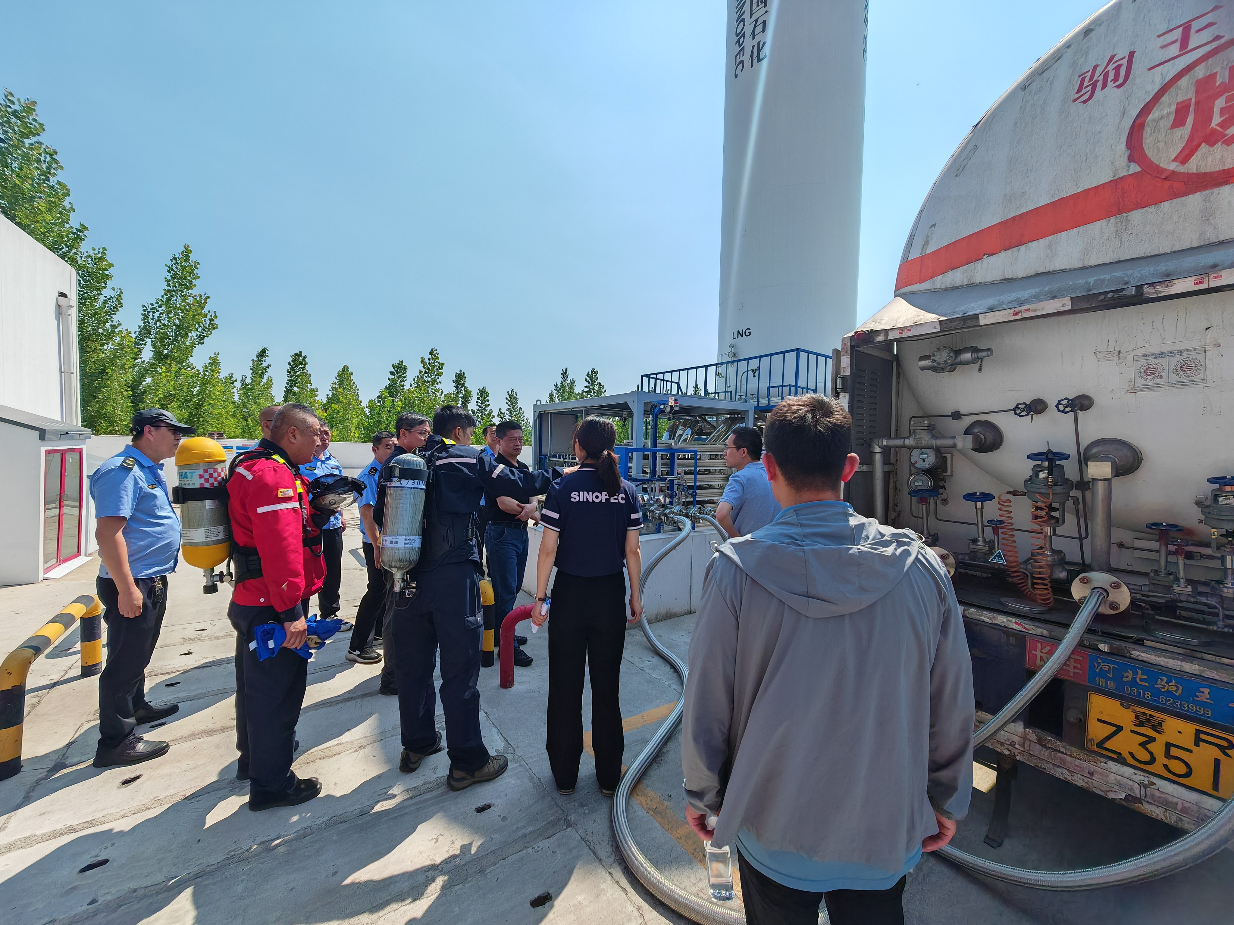 迁安市市场监督管理局开展LNG场站泄漏应急演练3.jpg